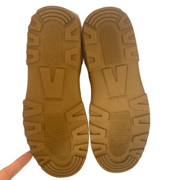 Avon studded shearling boot Sz 7 NIB - Picture 6 of 7